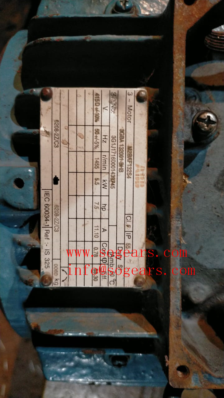 Right angle speed reducer gearbox